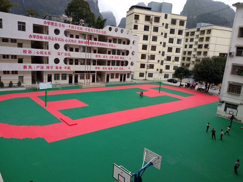 石家莊懸浮地板戶外籃球場(chǎng)室外幼兒園輪滑懸浮地墊懸浮式拼裝運(yùn)動(dòng)地板廠家